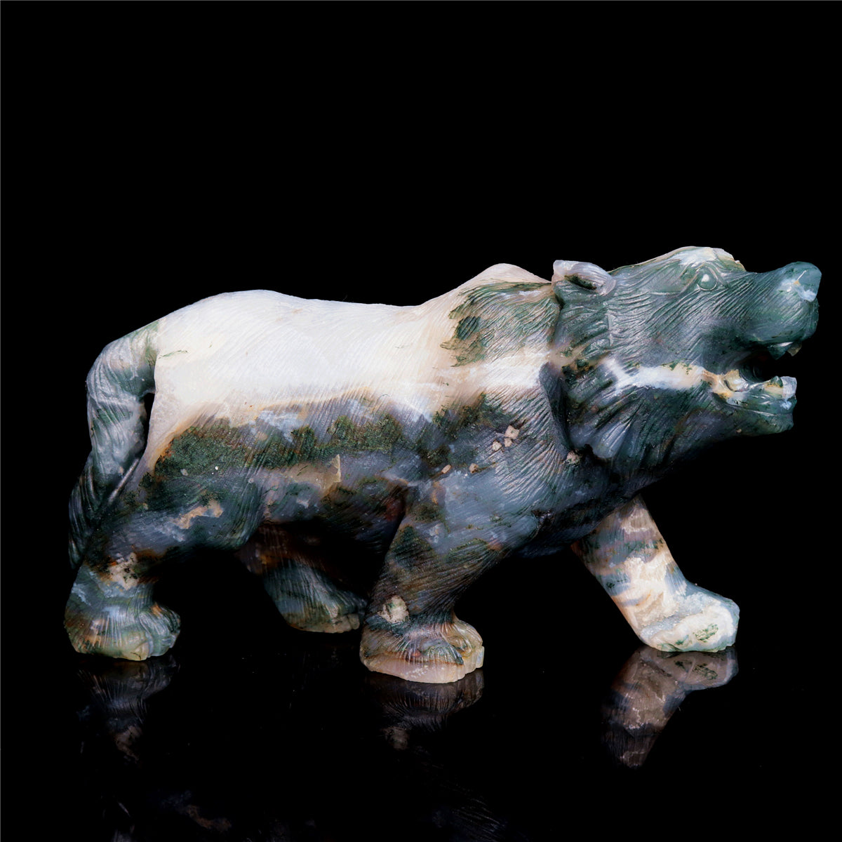 moss agate wolf