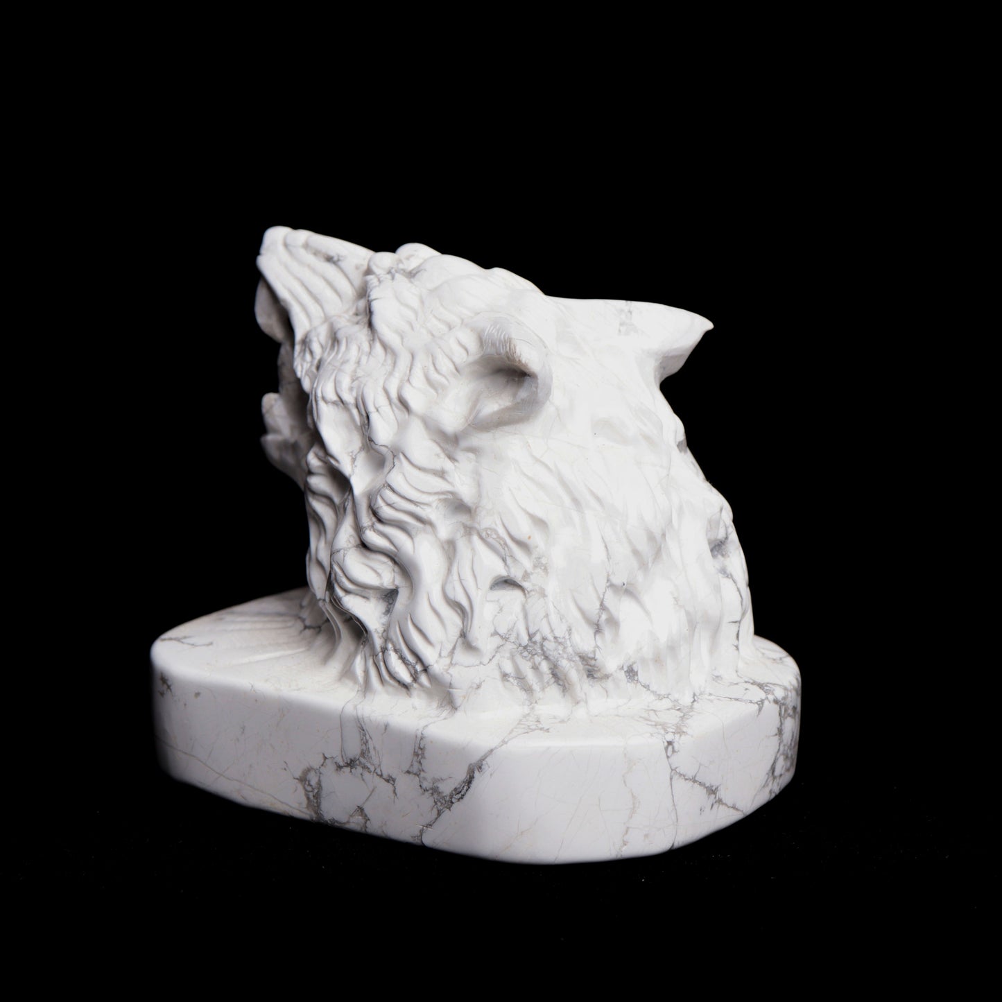 3.5" Howlite Crystal Wolf Head Figurine Realistic Healing Quartz Decor